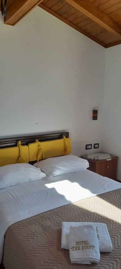Hotel The First Αργυρόκαστρο Εξωτερικό φωτογραφία