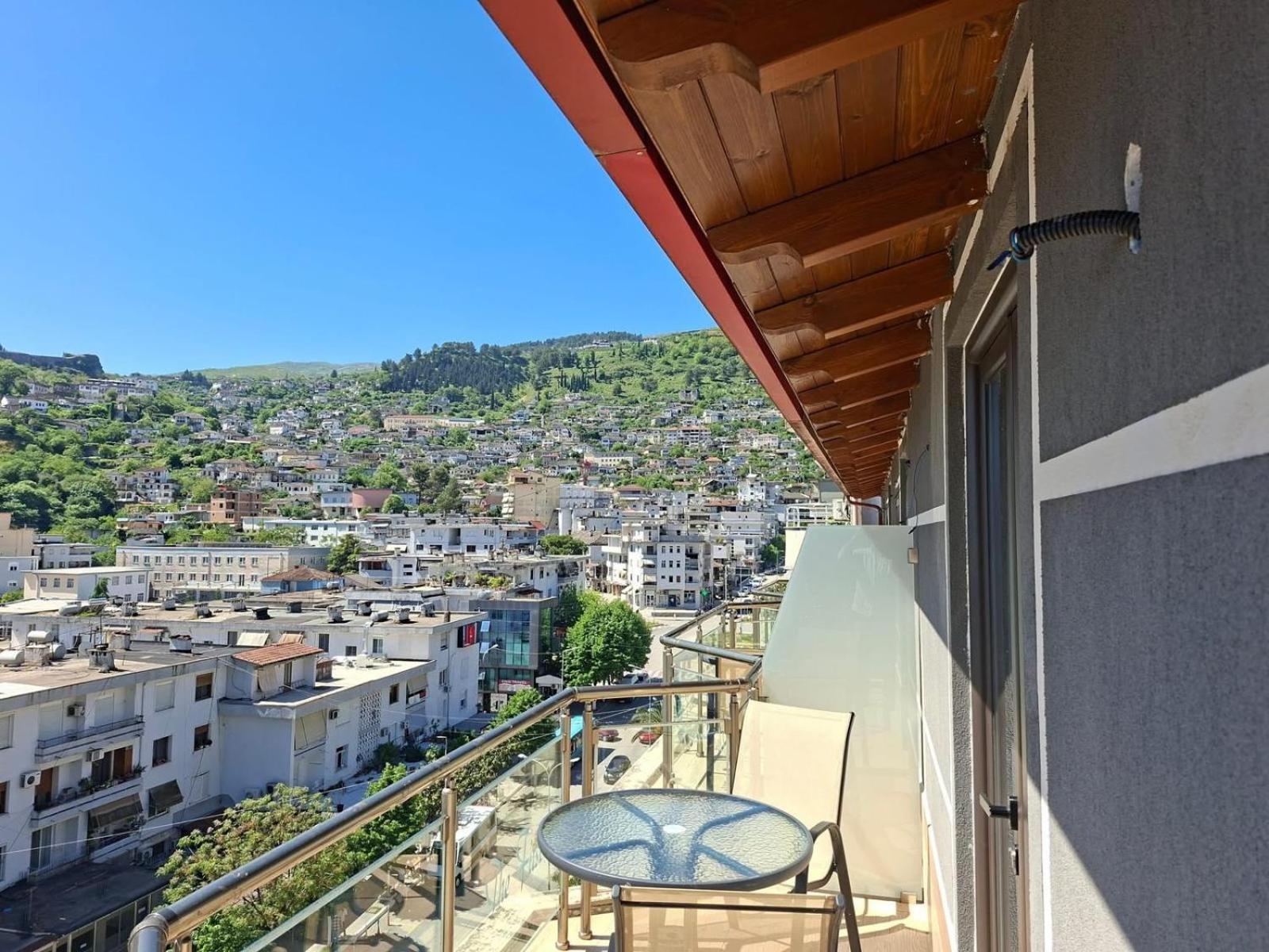 Hotel The First Αργυρόκαστρο Εξωτερικό φωτογραφία