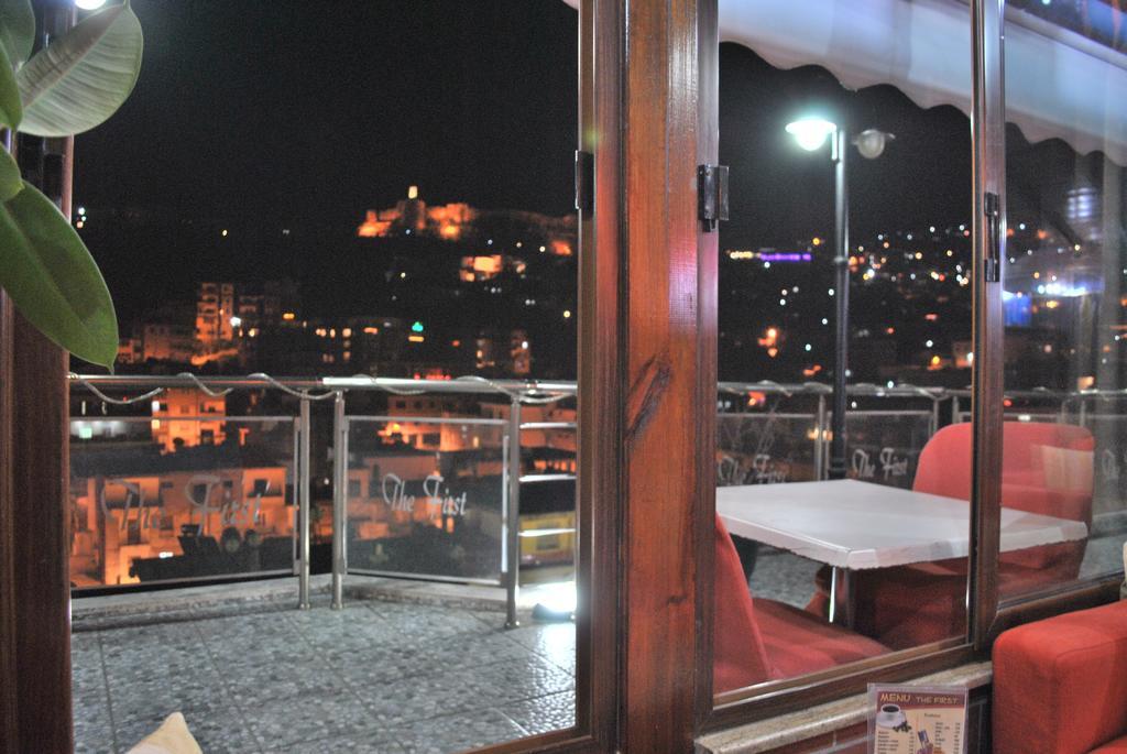 Hotel The First Αργυρόκαστρο Εξωτερικό φωτογραφία